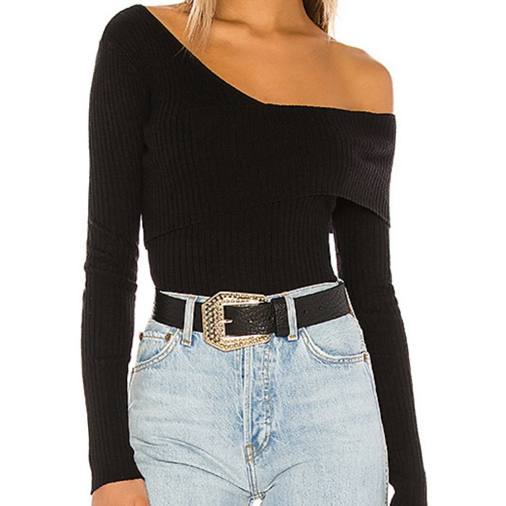 NWT Booker Sweater  Lovers + Friends